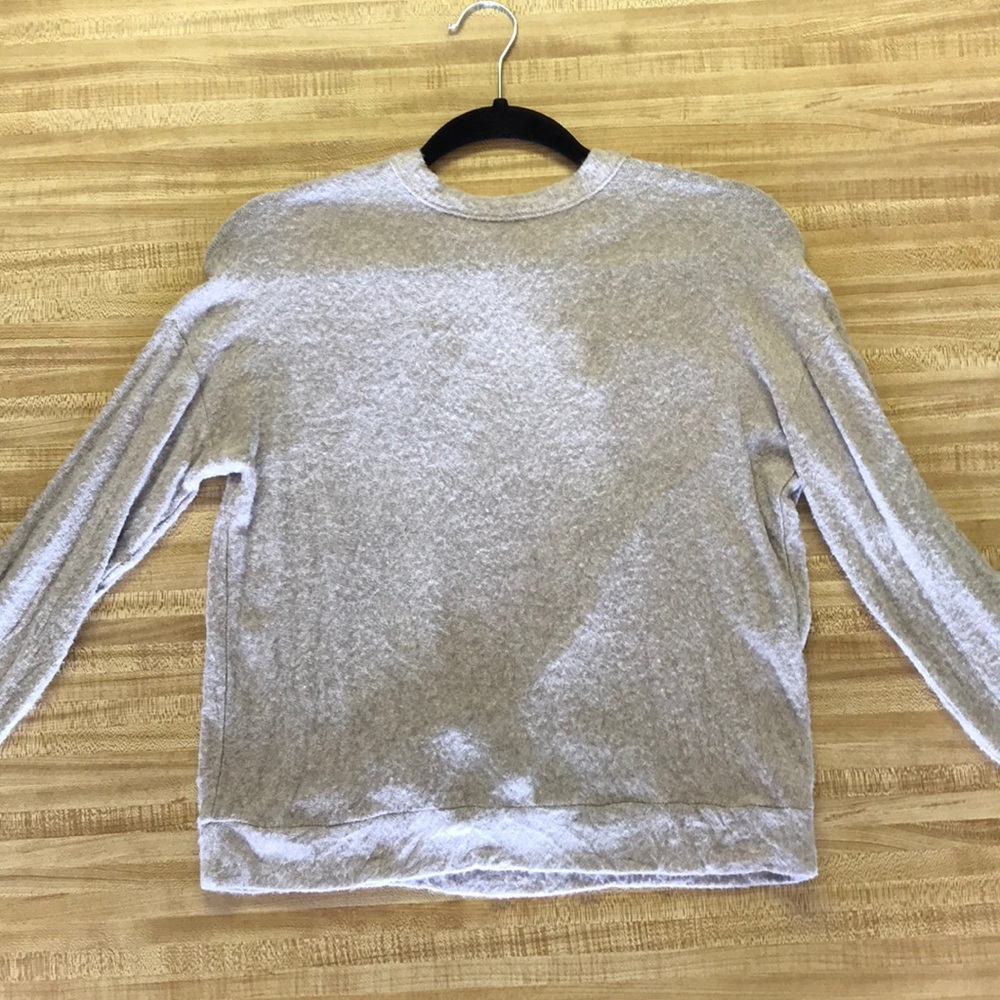 Sweater. Grey/Tan. Open Back. One Size.